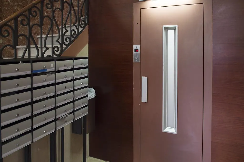 Gaudi Apartment 2 바르셀로나 스페인